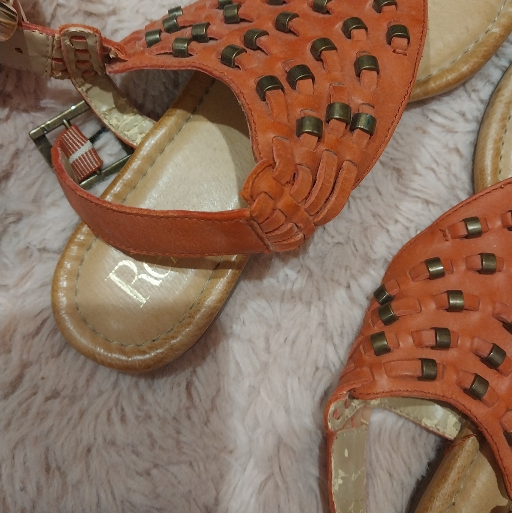 Reba Women's Coral Sandals